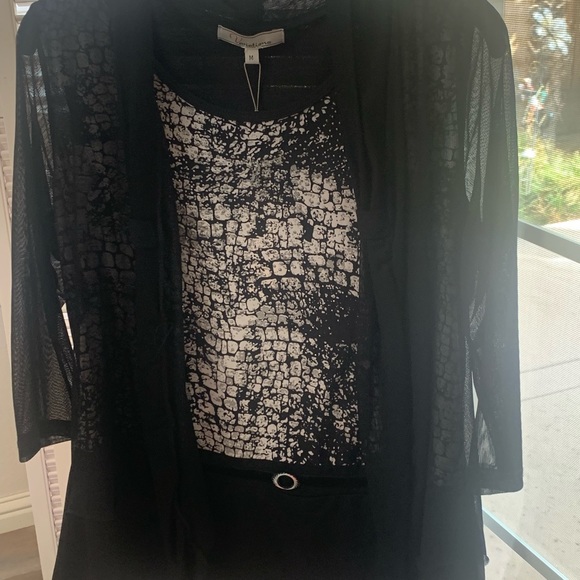 🖤 Variations Dressy Top (Medium) NWT 🖤 - Picture 3 of 12